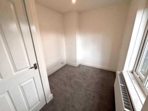 3 bed House to rent Image 7