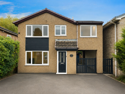 Knowle Avenue, Chapel-En-Le-Frith, SK23
