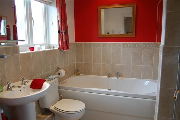 en suite bathroom