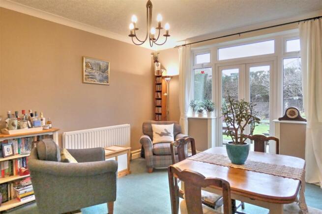 DINING ROOM/SECOND RECEPTION ROOM