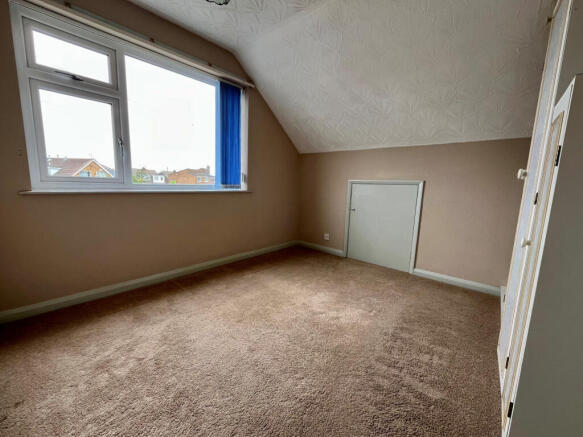 3 bed Semi-Detached for sale Image 5