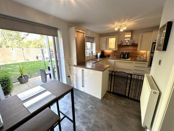 Modern Kitchen/Diner 453