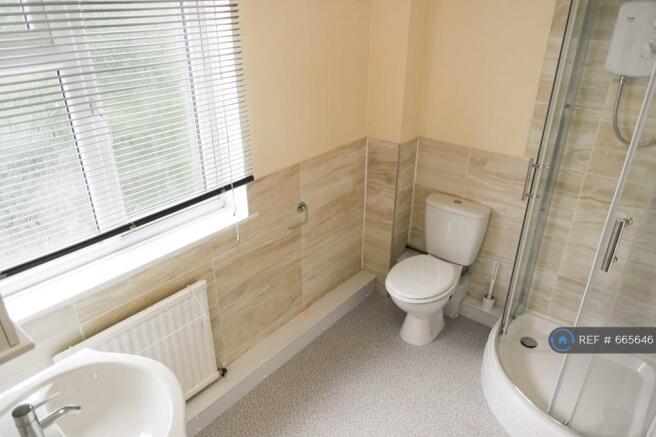 2nd Floor Bathroom