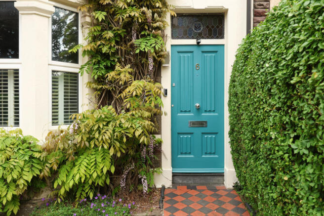 6 Broncksea Road 2.JPG