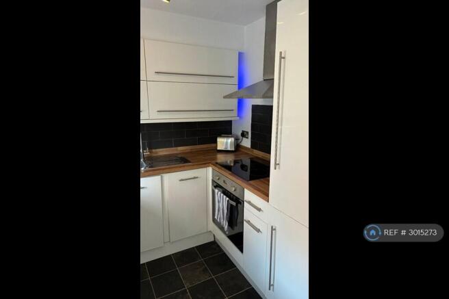 Kitchen With Modern Appliances Included