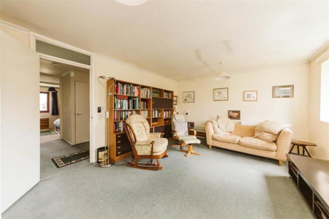 32 Fallodon Court (12).jpg