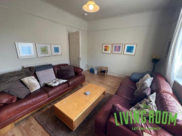 lounge (2)