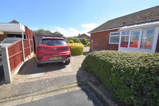 side/driveway