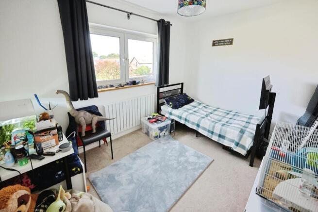 pbox-bedroom-342201.JPG