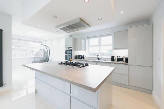 Kitchen/Breakfast