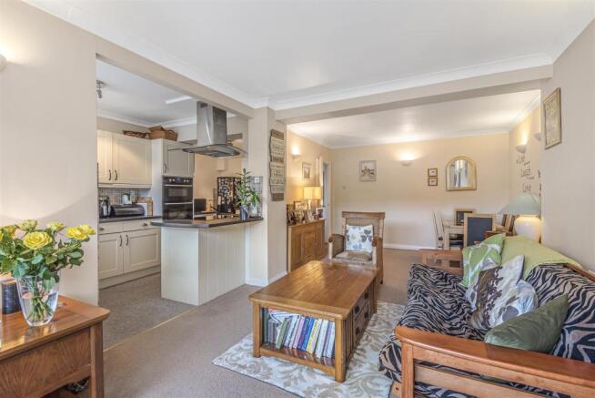 Living/Dining Room
