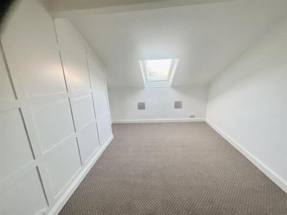 Not Specified to rent Image 4