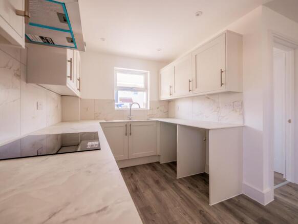 Soane Street, Basildon, SS13 photo 4