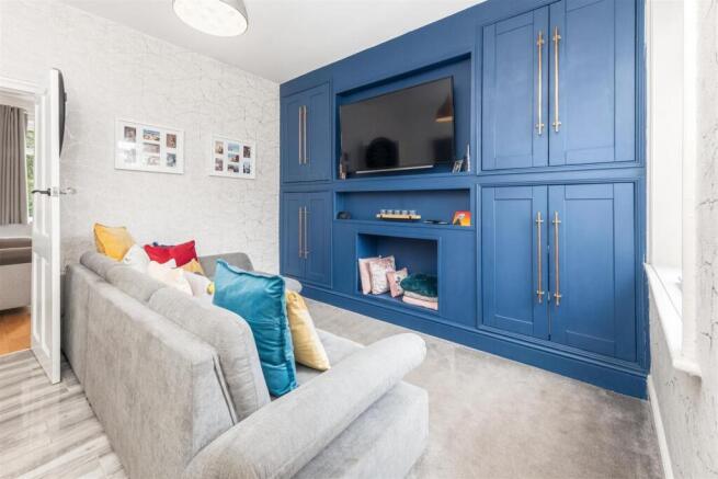 2 bed Terraced for sale Image 8