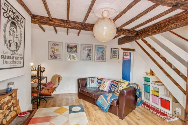 2 bed Semi-Detached for sale Image 6