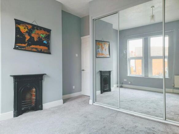 3 bed Terraced to rent Image 9
