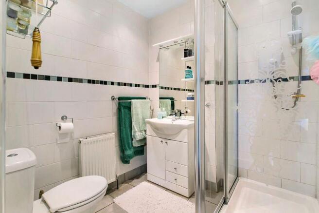 En-Suite Showe...