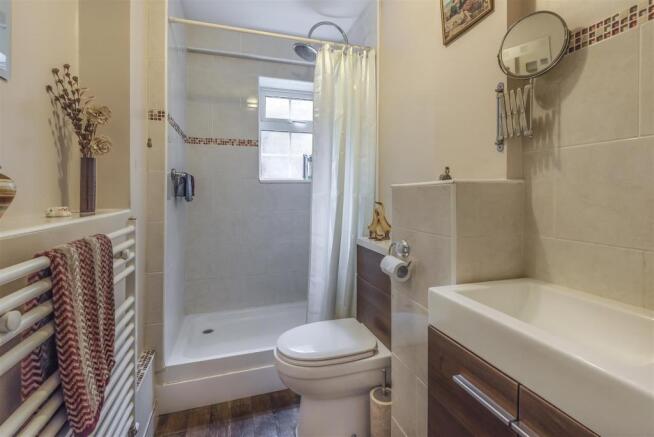 Shower Room.jpg