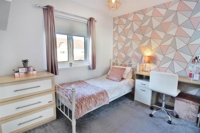 HazelwoodGrove_Bedroom3_1.jpg