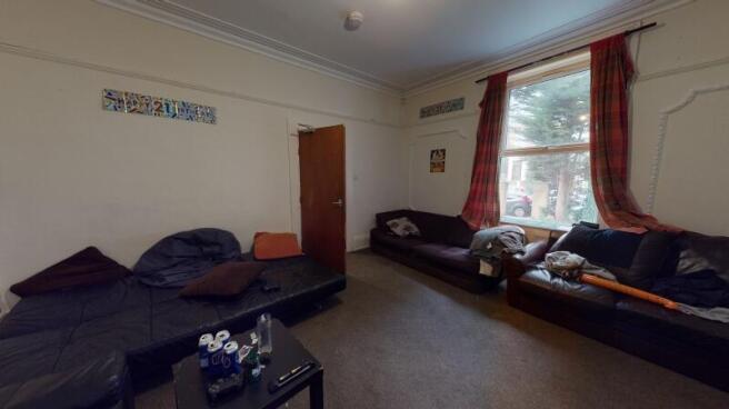 8 bed Terraced to rent Image 8
