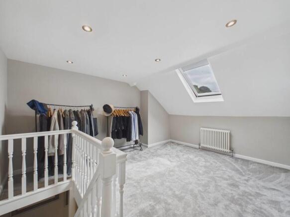 3 bed Cottage for sale Image 11