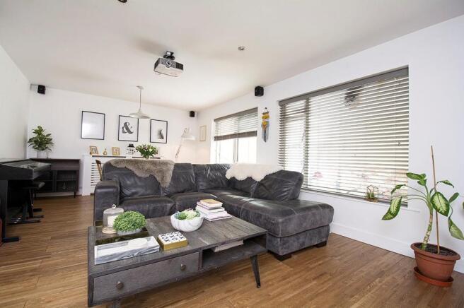 living room 4.jpg