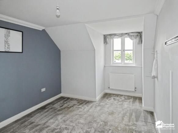 3 bed Semi-Detached for sale Image 7