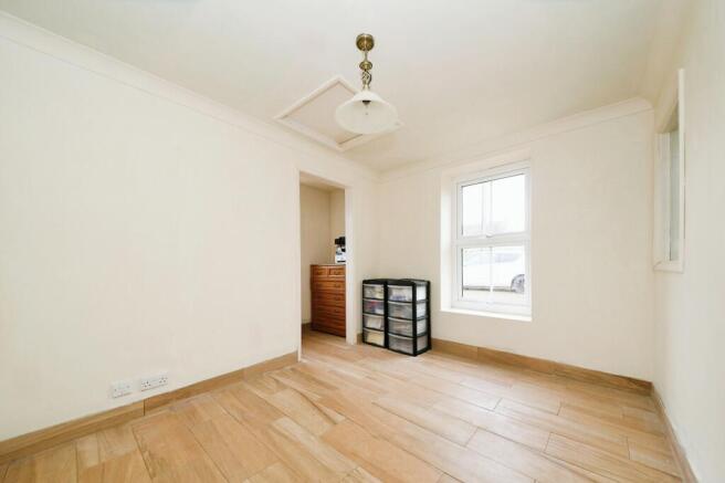 Bedroom/Office Space
