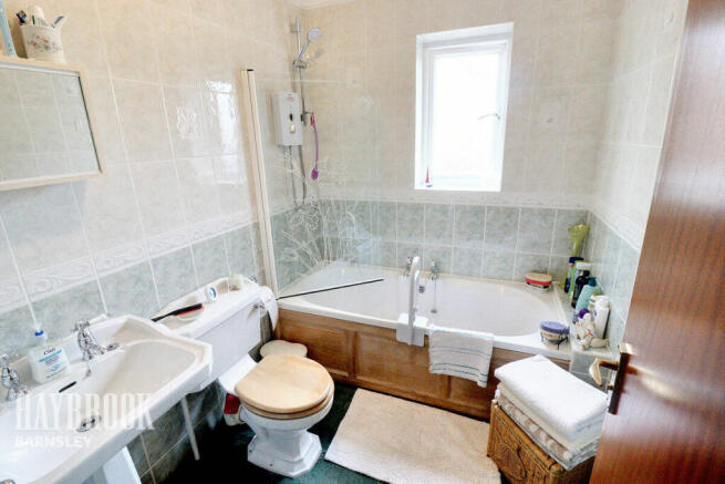 Photo 10
