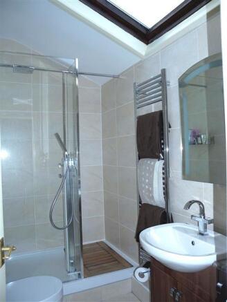 En Suite Shower Room
