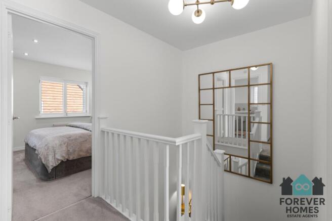 3 bed Semi-Detached for sale Image 9