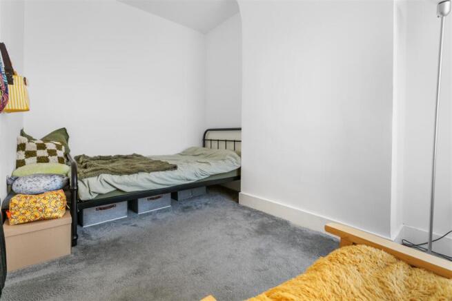 2 bed Terraced for sale Image 11
