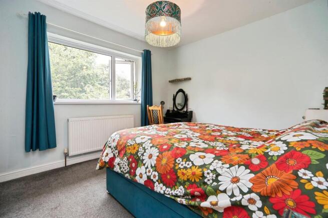 3 bed Semi-Detached for sale Image 7