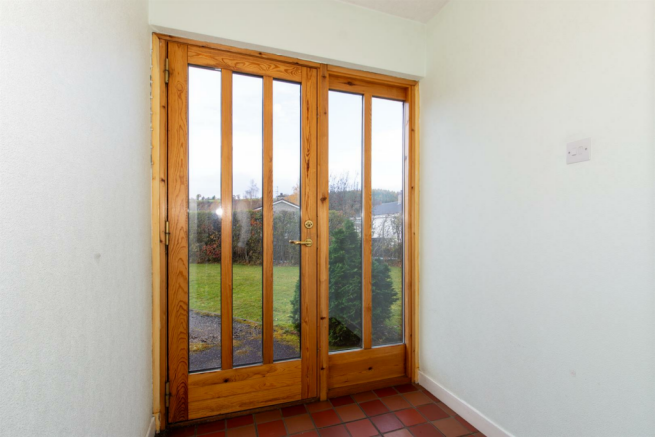 ENTRANCE VESTIBULE