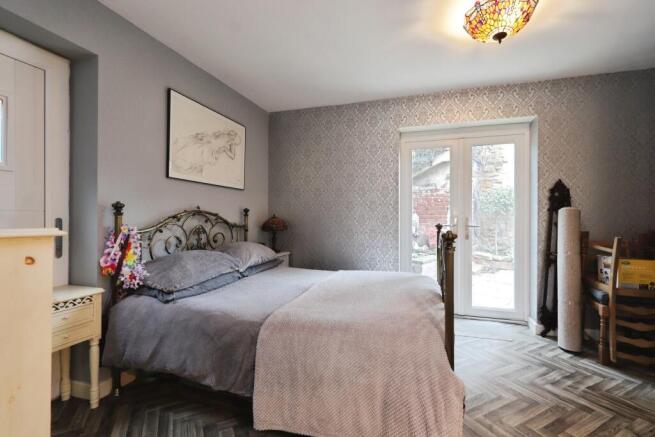 3 bed Terraced for sale Image 7