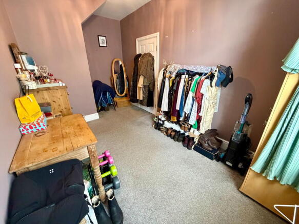 3 bed Terraced for sale Image 12