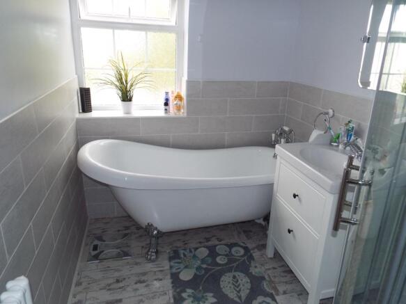Refitted Family Bath