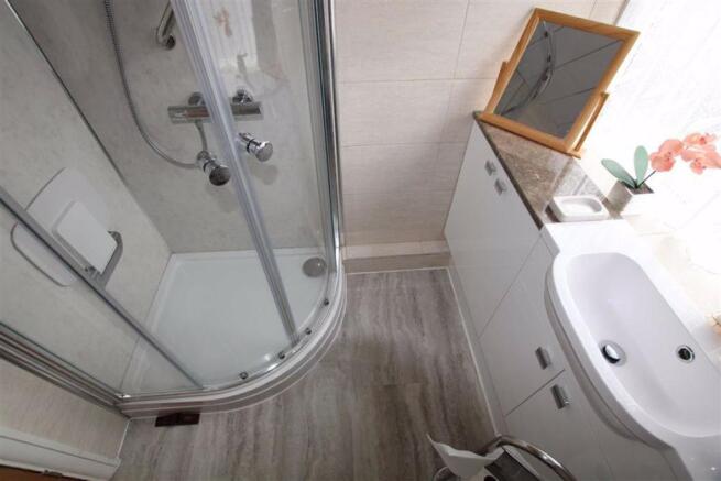 Shower Room / WC: