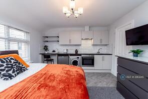 147, London Road, Reading RG1 5DD