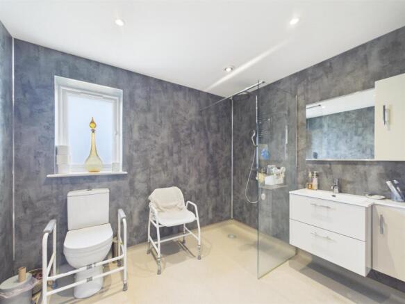 Annexe Ensuite Shower