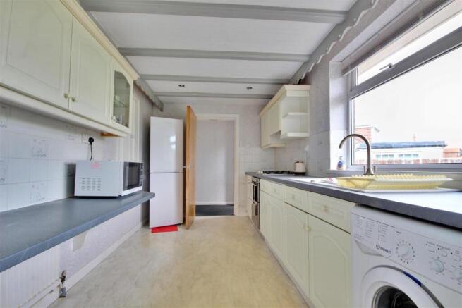 3 bed Detached Bungalow for sale Image 6