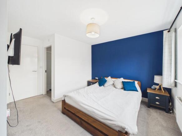 4 bed Detached for sale Image 10