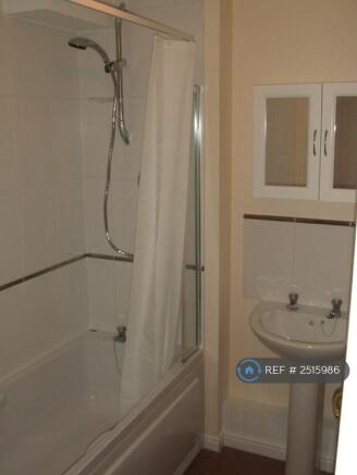 Bathroom / Shower