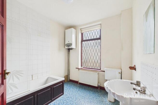 3 bed Terraced for sale Image 4