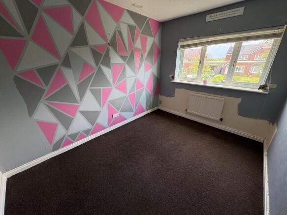 3 bed Semi-Detached for sale Image 6