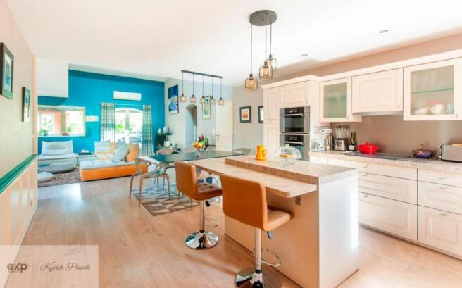 Villa, piscine, bordure de golf, domaine de golf d