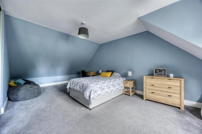 103_VICTORIA_STREET_KIRKINTILLOCH_030.JPEG