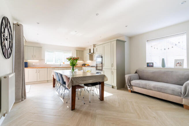 Kitchen / Dining Room