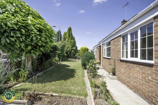 side garden