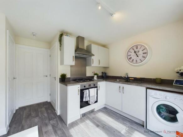 2 bed Semi-Detached for sale Image 7